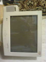 продам манитор LG E700B б/у в хорошем состаянии.